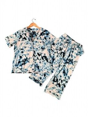 Simply Vera Women's Tie-Dye Button Pajama Set M Short Sleeve